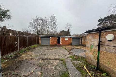 Detached house for sale, 27 Elthorne Road, Uxbridge UB8