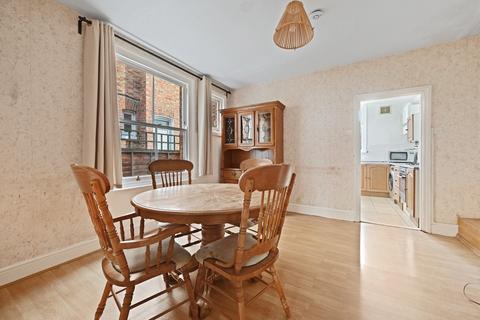undefined, Temple Road, London, NW2