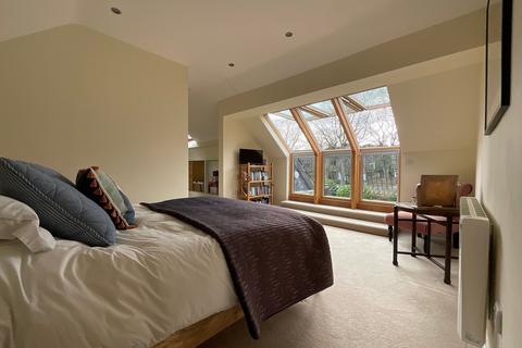 3 bedroom flat for sale, Sea Cliff Road, Scarborough, YO11