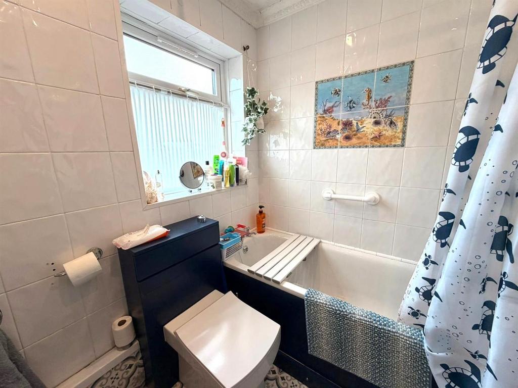 Family bathroom