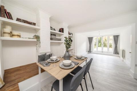 2 bedroom flat for sale, Wandsworth Bridge Road, London SW6