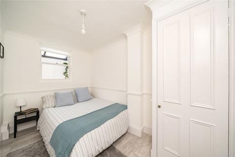 2 bedroom flat for sale, Wandsworth Bridge Road, London SW6