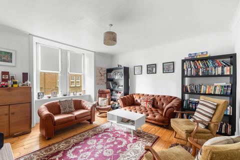 2 bedroom flat for sale, 2/2 107 Clepington Road, Dundee, DD3 7NU