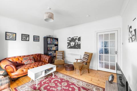2 bedroom flat for sale, 2/2 107 Clepington Road, Dundee, DD3 7NU