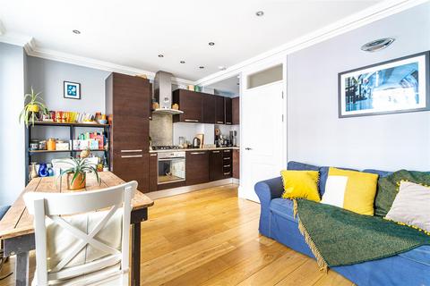 2 bedroom flat for sale, Kentish Town Road