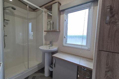 2 bedroom lodge for sale, Carnaby Oakdale  2022 Newquay Bay Resort, Newquay TR8