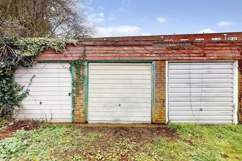undefined, Stanmore Gardens, TW9