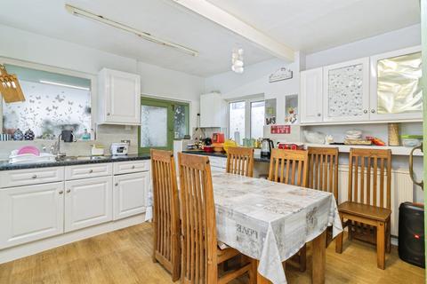 undefined, Newton Road, Torquay