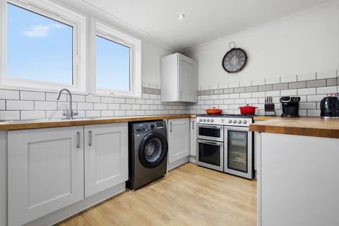 2 bedroom terraced house for sale, Holt Way, Chigwell, IG7