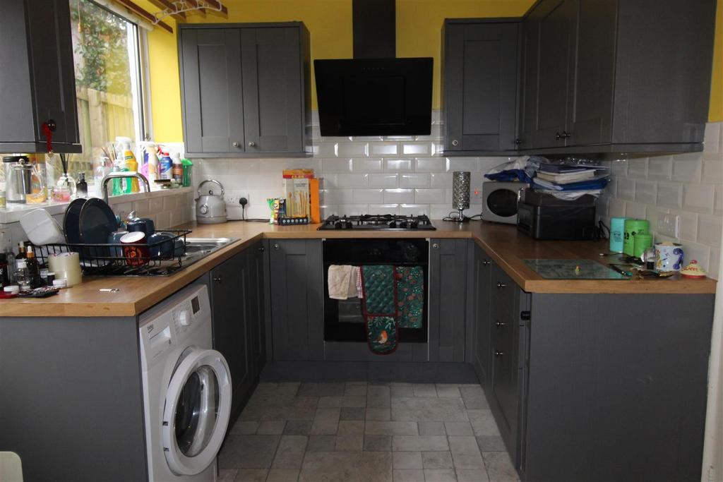 Kitchen.JPG