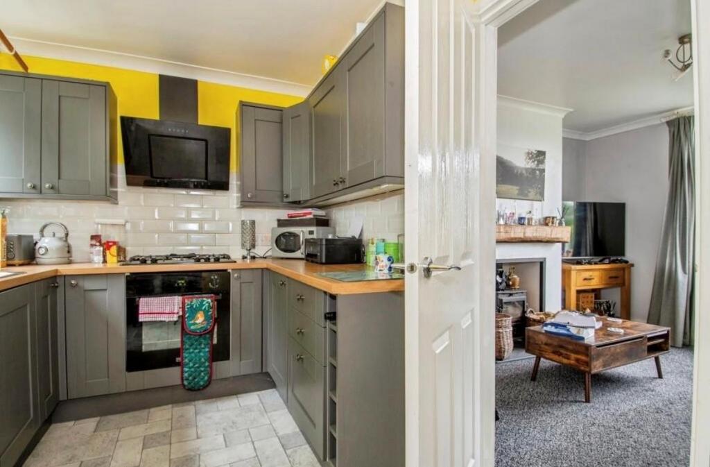 New kitchen.jpg