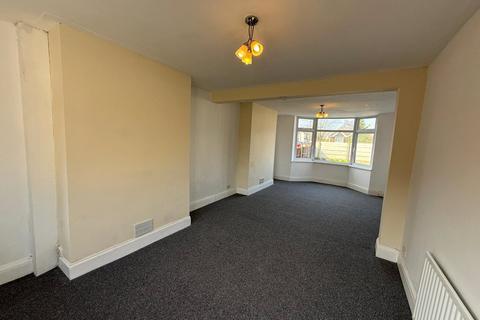 3 bedroom detached house to rent, Sutton Road, Kirkby-In-Ashfield, Nottingham, NG17