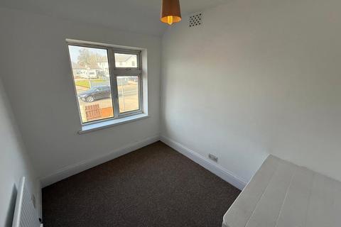 3 bedroom detached house to rent, Sutton Road, Kirkby-In-Ashfield, Nottingham, NG17