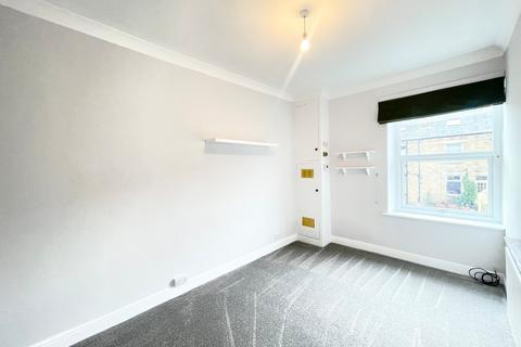 undefined, Gladstone Street, Farsley, Pudsey, West Yorkshire, LS28