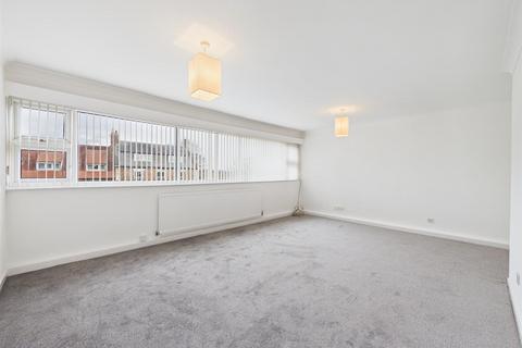 2 bedroom apartment to rent, Alder Court, Monkseaton