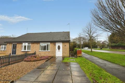 2 bedroom terraced bungalow for sale, Howdale Road, Hull