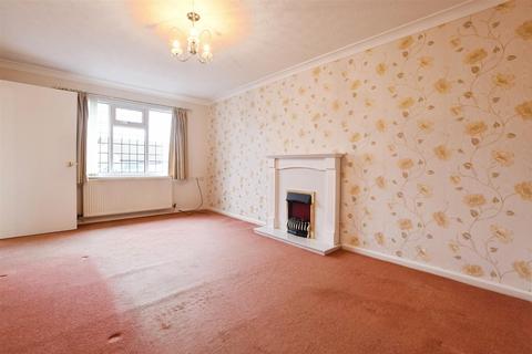 2 bedroom terraced bungalow for sale, Howdale Road, Hull