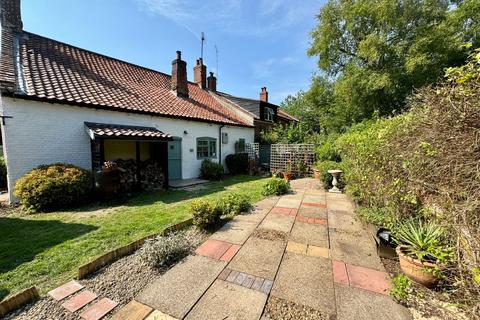 undefined, Fakenham Road, East Bilney, Dereham