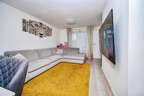3 bedroom terraced house for sale, Brickmakers Lane, HEMEL HEMPSTEAD