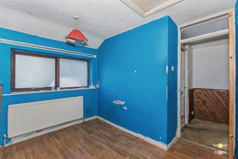 undefined, Favell Drive, Milton Keynes MK4