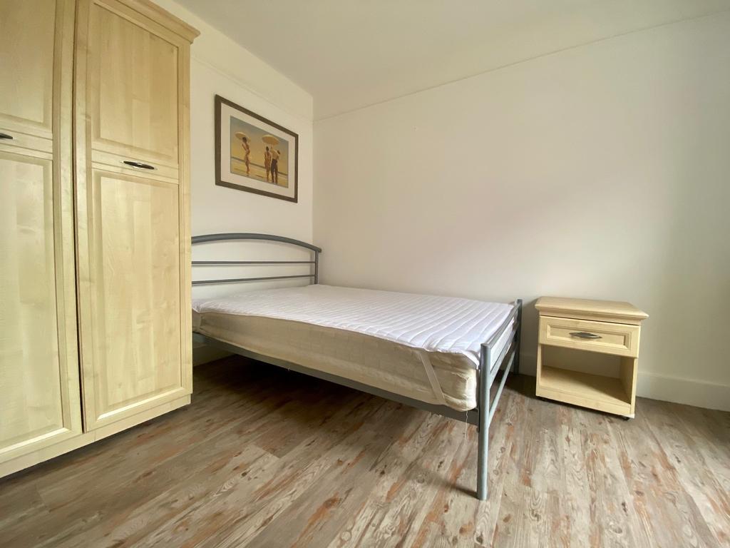 Room 3