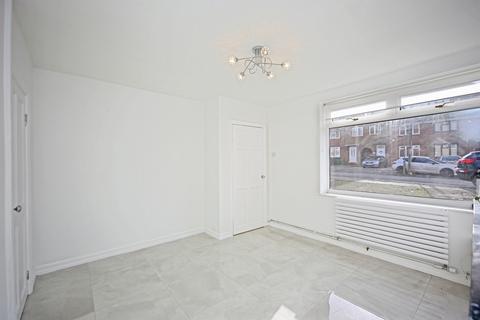 4 bedroom terraced house for sale, Bodenham Road, OLDBURY