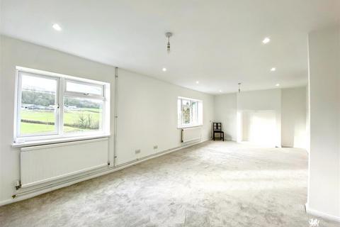 undefined, Maes Y Berllan, Llangyndeyrn, Kidwelly