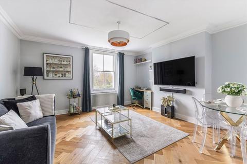 2 bedroom flat for sale, Kingsdowne Road, Surbiton KT6