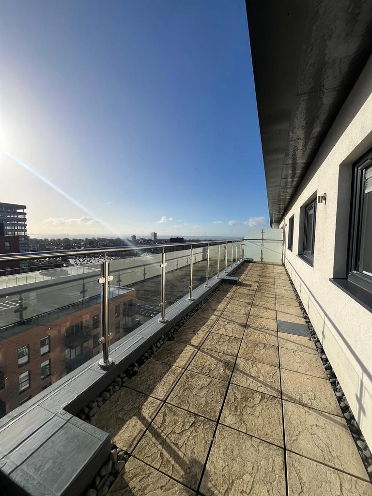 2 bedroom Flat for rent