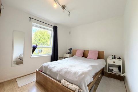 2 bedroom apartment for sale, Albert Road, London, N22