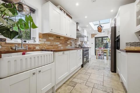 undefined, High Street, Hunsdon SG12
