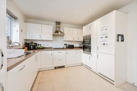 undefined, Hensman Close, Rushden, Northamptonshire, NN10