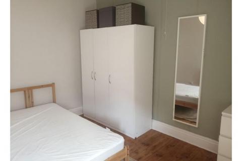 6 bedroom house share to rent, Clifford Street