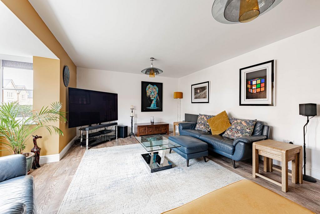 Living Room (4)