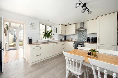 2 bedroom terraced house for sale, Church Street, Hilperton