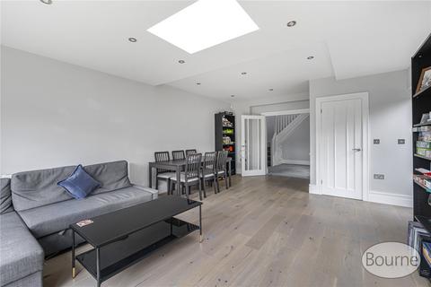 2 bedroom semi-detached house for sale, Vale Road, Ash Vale GU12