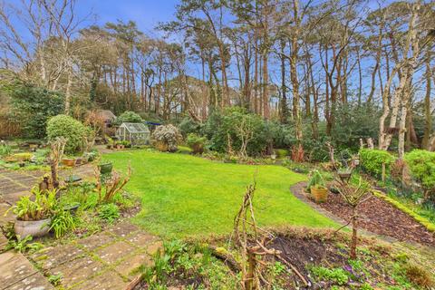 5 bedroom detached house for sale, Badbury Close, Broadstone, Dorset, BH18