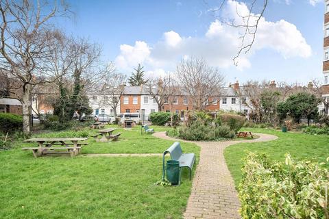 2 bedroom flat for sale, Pearscroft Road, Fulham, London, SW6