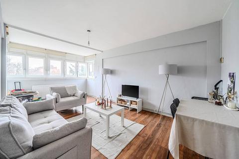 2 bedroom flat for sale, Pearscroft Road, Fulham, London, SW6