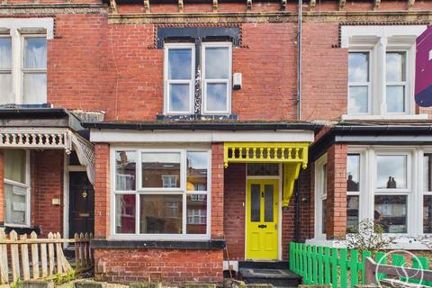 undefined, Roundhay Avenue, Leeds