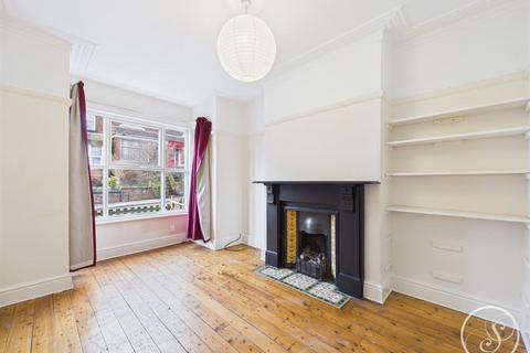 undefined, Roundhay Avenue, Leeds