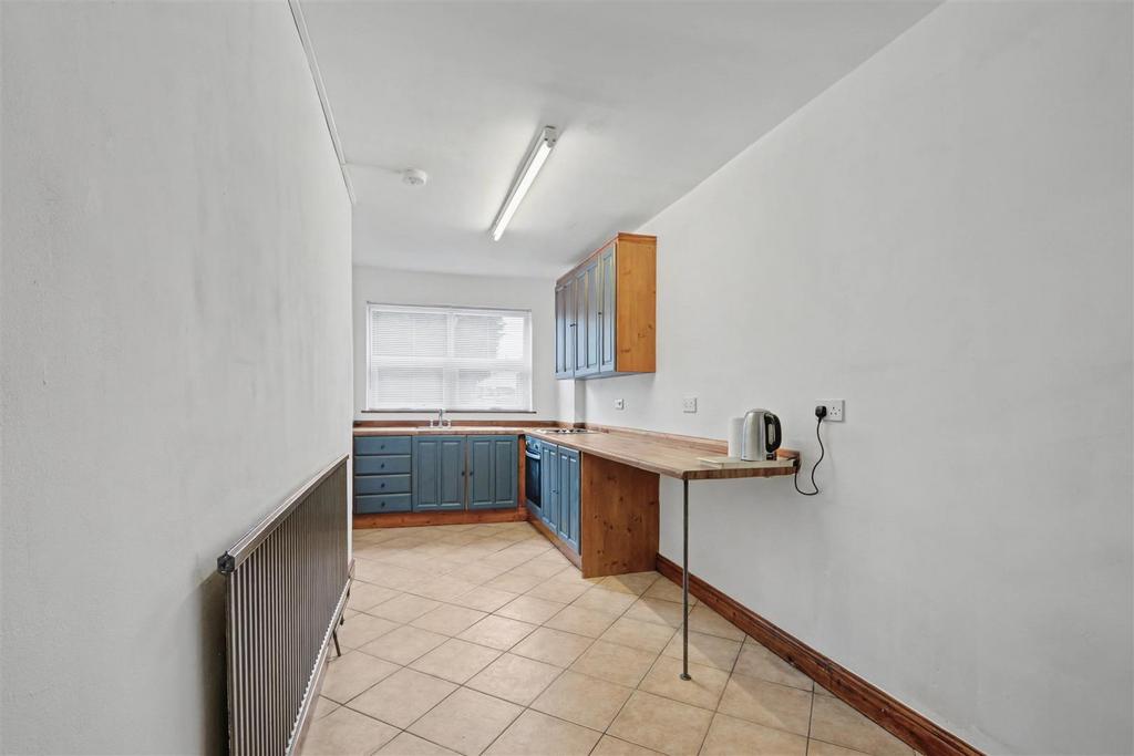 Kitchen 1.jpeg
