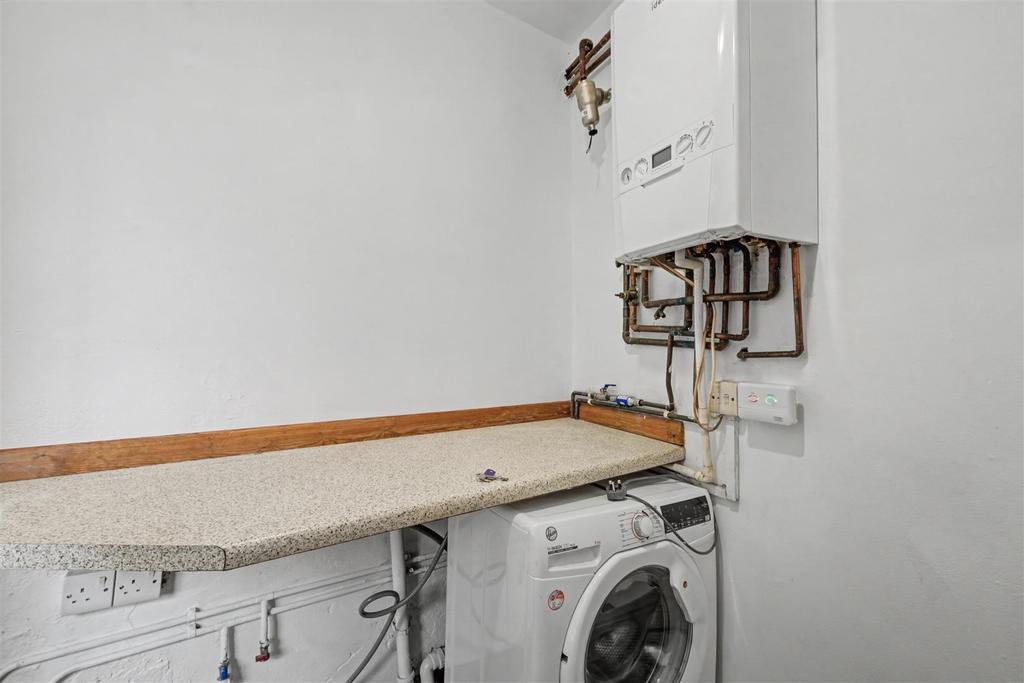 Utility Room 2.jpeg