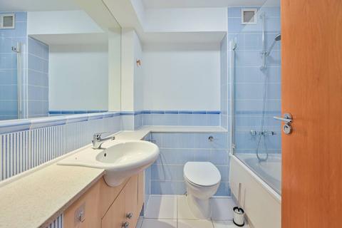 2 bedroom flat for sale, Belvedere Road, South Bank, London, SE1