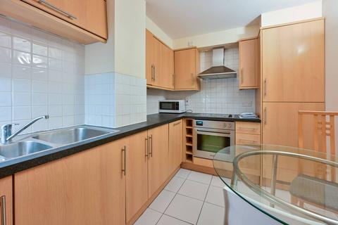 2 bedroom flat for sale, Belvedere Road, South Bank, London, SE1