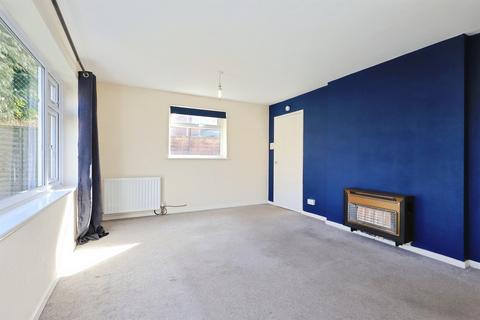 3 bedroom semi-detached house for sale, St. Davids Close, Stourport-On-Severn