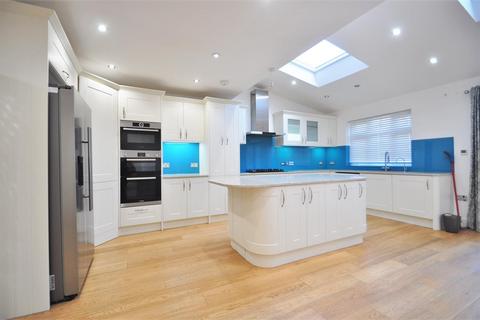 undefined, Canberra Road, Bexleyheath DA7