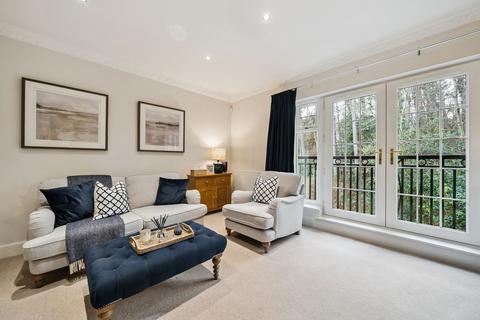 3 bedroom flat for sale, Syme Crescent, Edinburgh, EH10