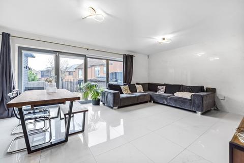 undefined, Rose Crescent, Harlow CM17