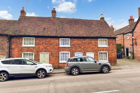 2 bedroom terraced house for sale, Wycombe End, Beaconsfield, Buckinghamshire, HP9
